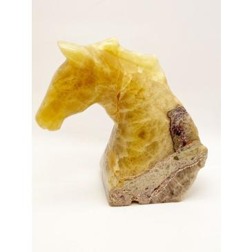 Cavallo scolpito in Fluorite gialla