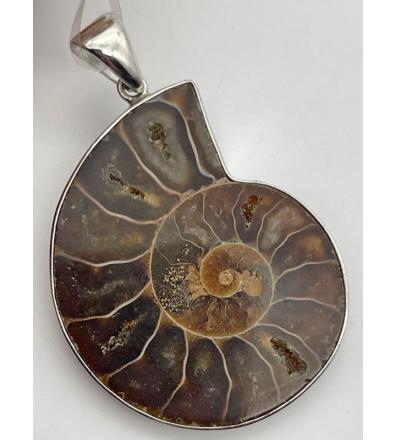 Ciondolo con Ammonite naturale con Opale in Argento 925